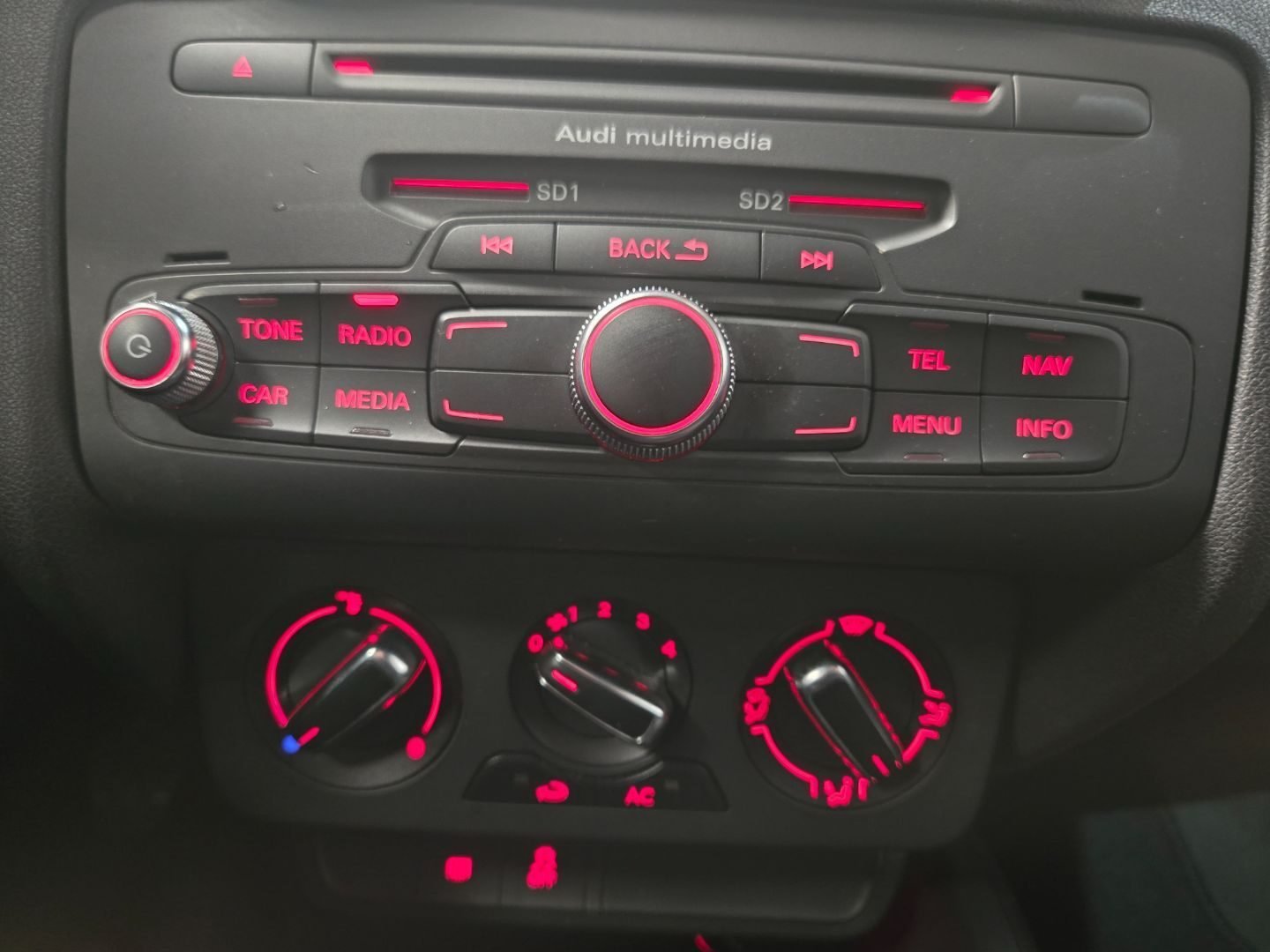 AUDI A1 1.6 TDI AMBITION
