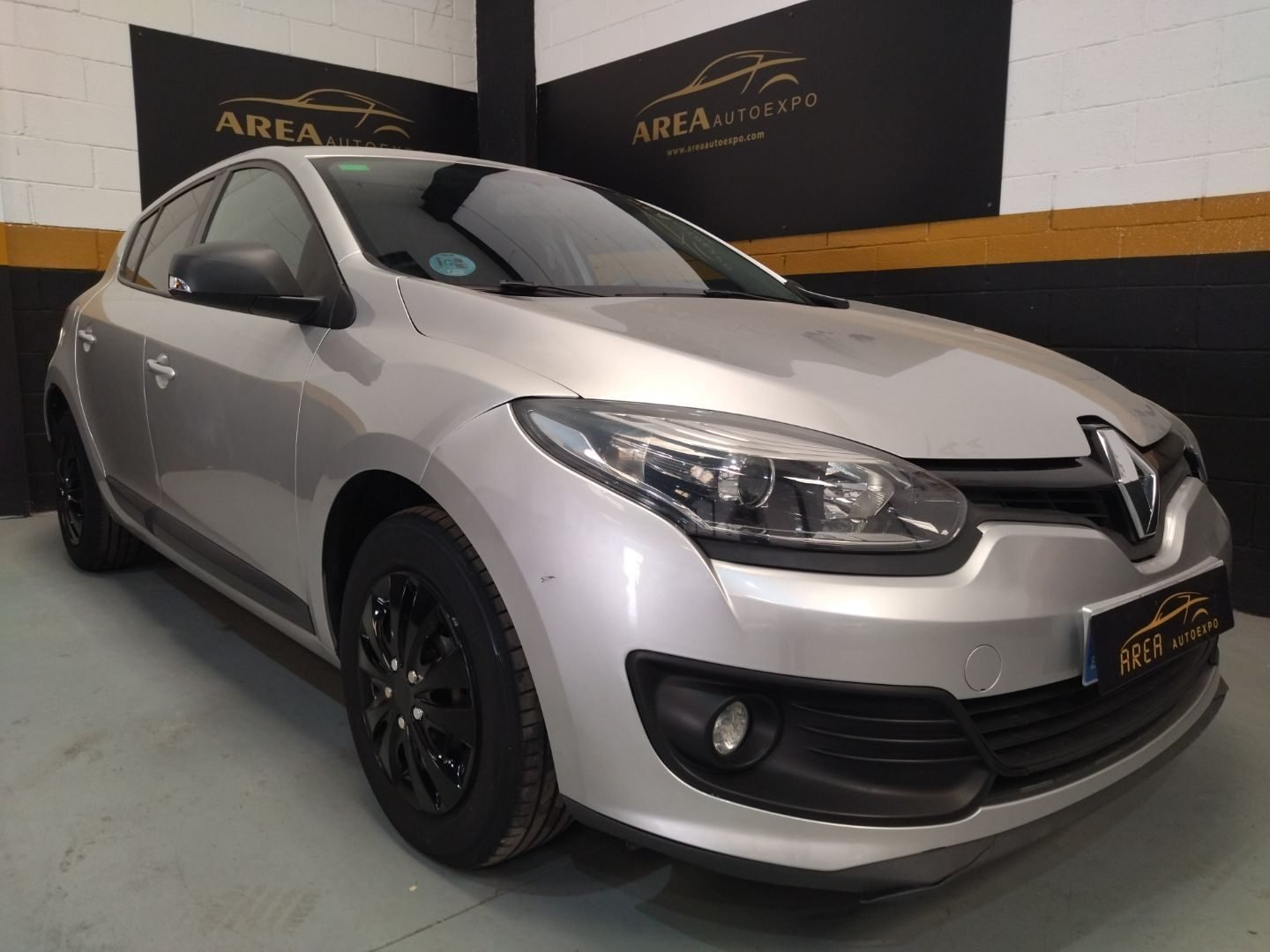 RENAULT 1.2 TCE LIMITED ENERGY