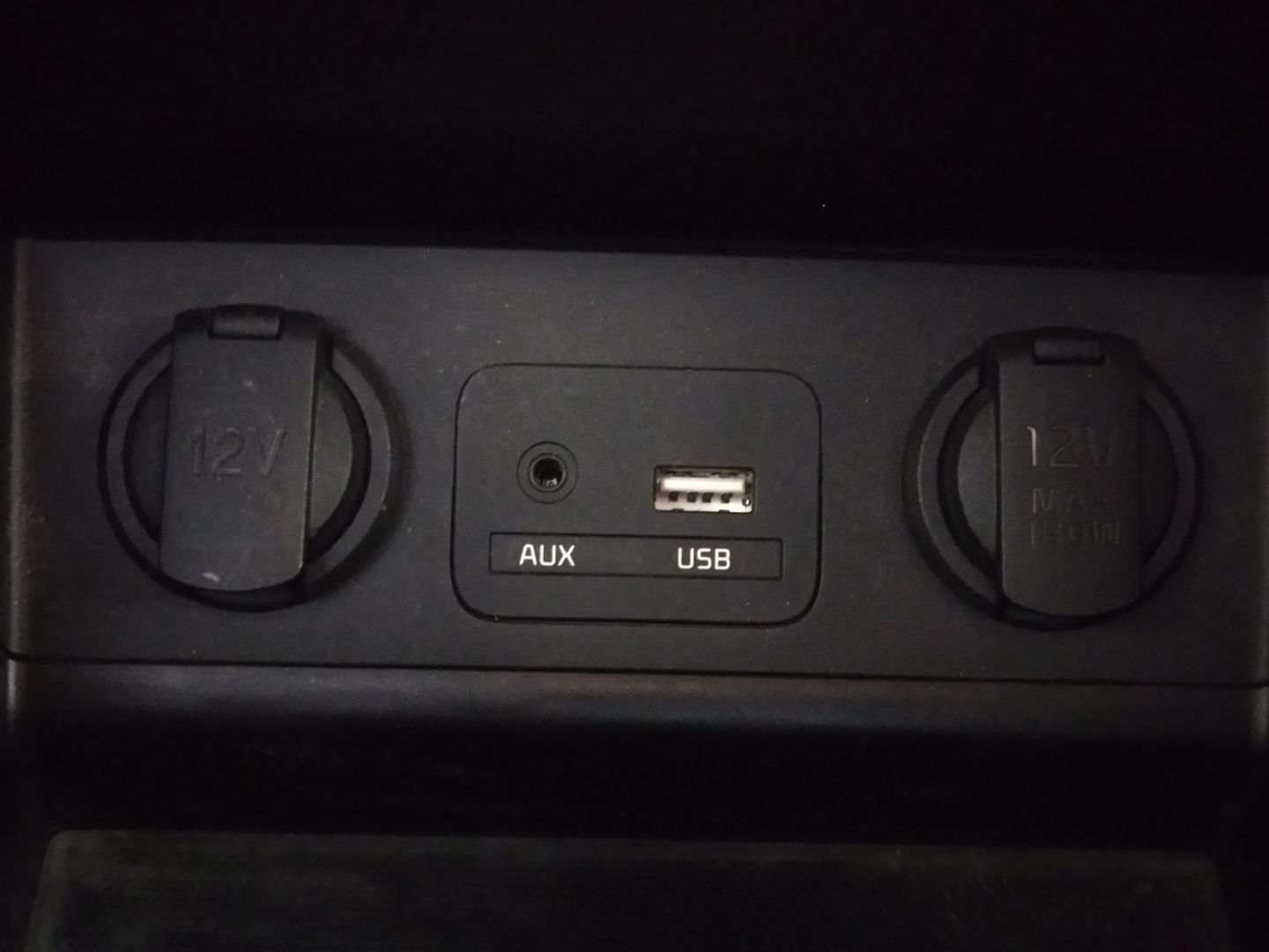 KIA CARENS 1.6 GDI DRIVE