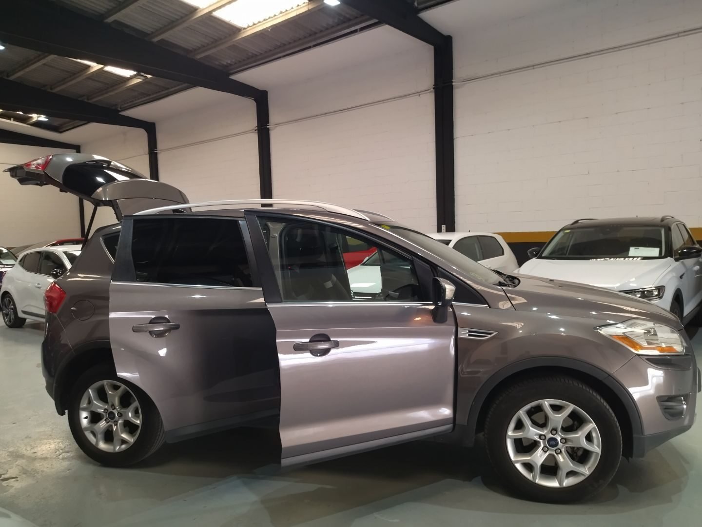 FORD KUGA 2.0 TDCI TREND