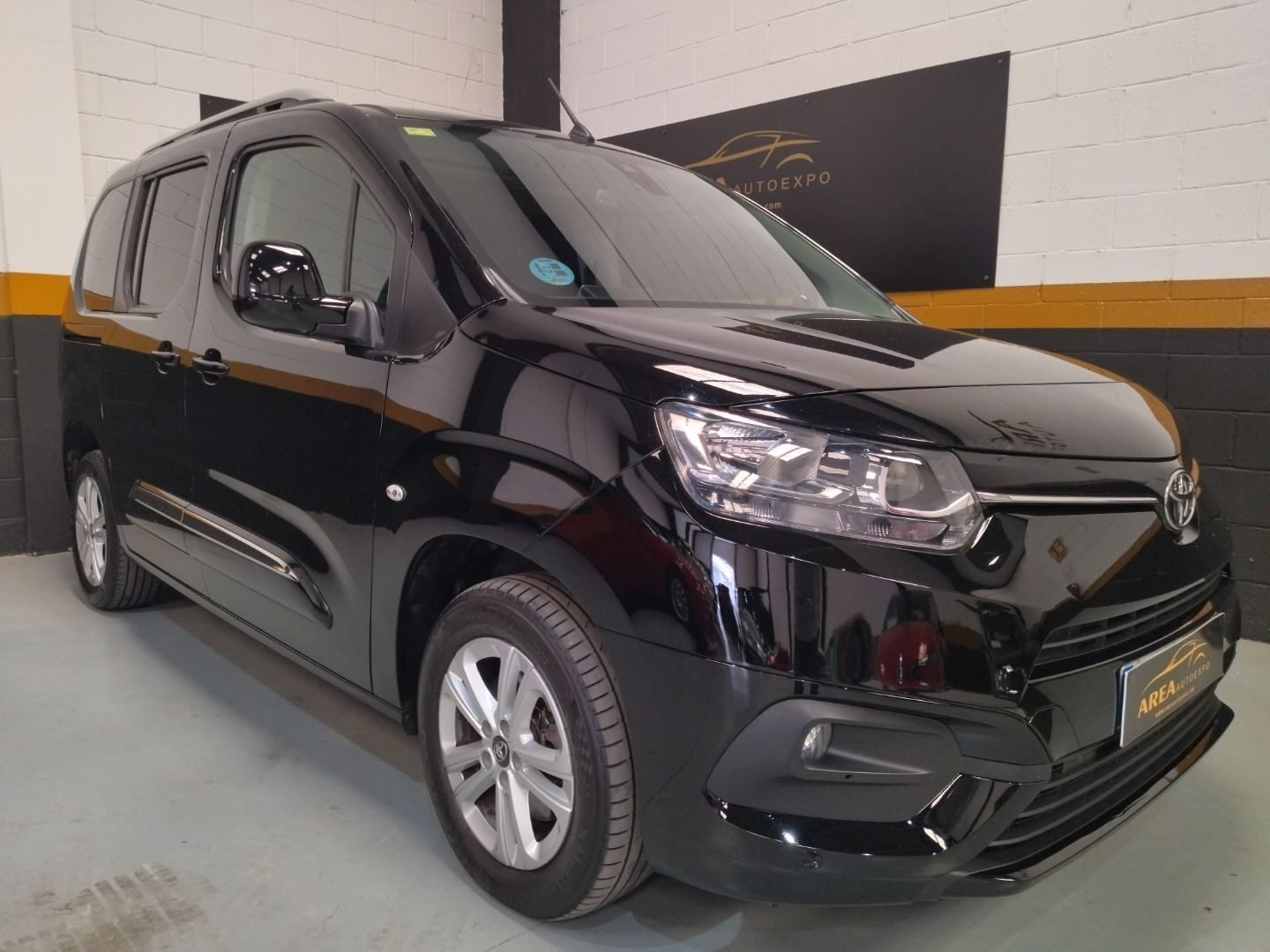 TOYOTA PROACE CITY VERSO ACTIVE 1.5D