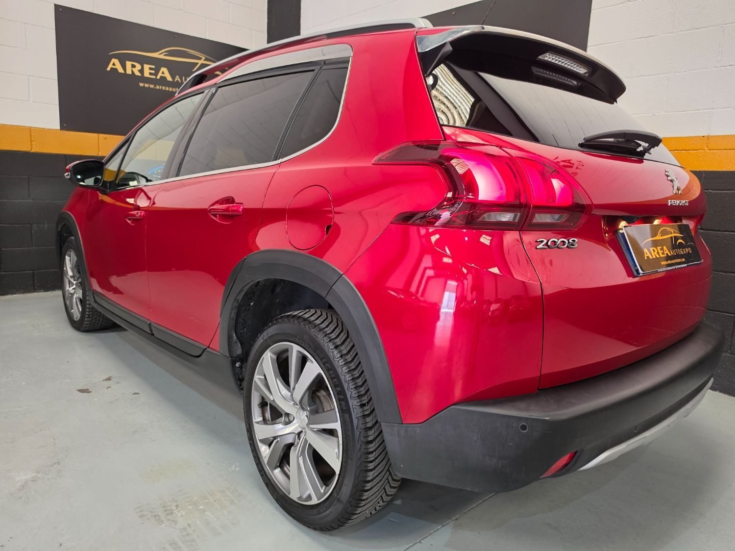 PEUGEOT 2008 1.5 HDI ALLURE