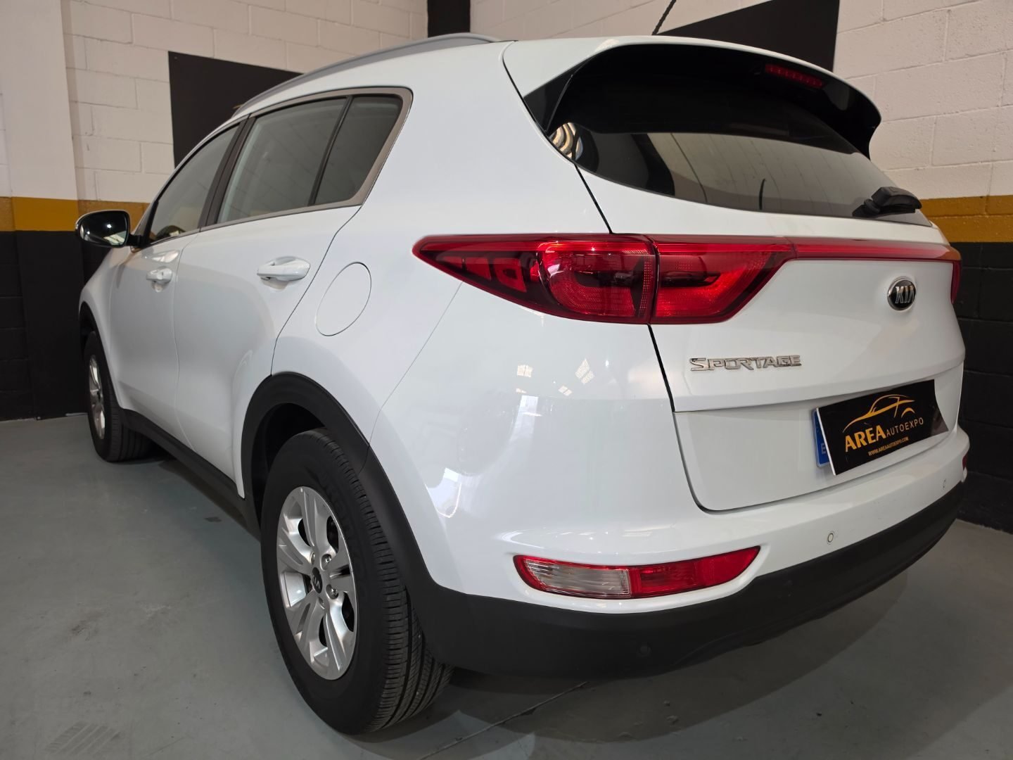 KIA SPORTAGE 1.6 GDI CONCEPT