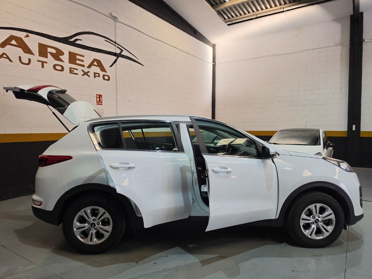 KIA SPORTAGE 1.6 GDI CONCEPT