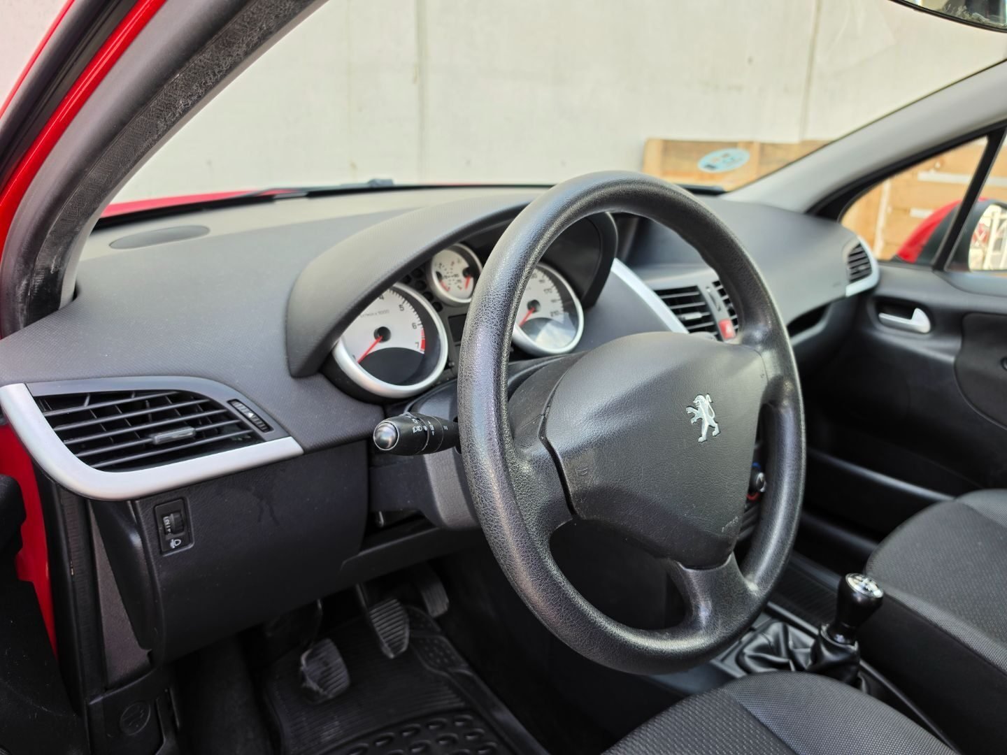 PEUGEOT 207 1.4 COMFORT