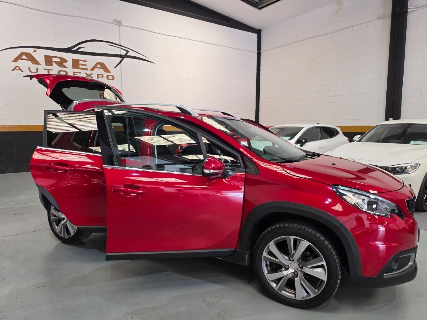 PEUGEOT 2008 1.5 HDI ALLURE
