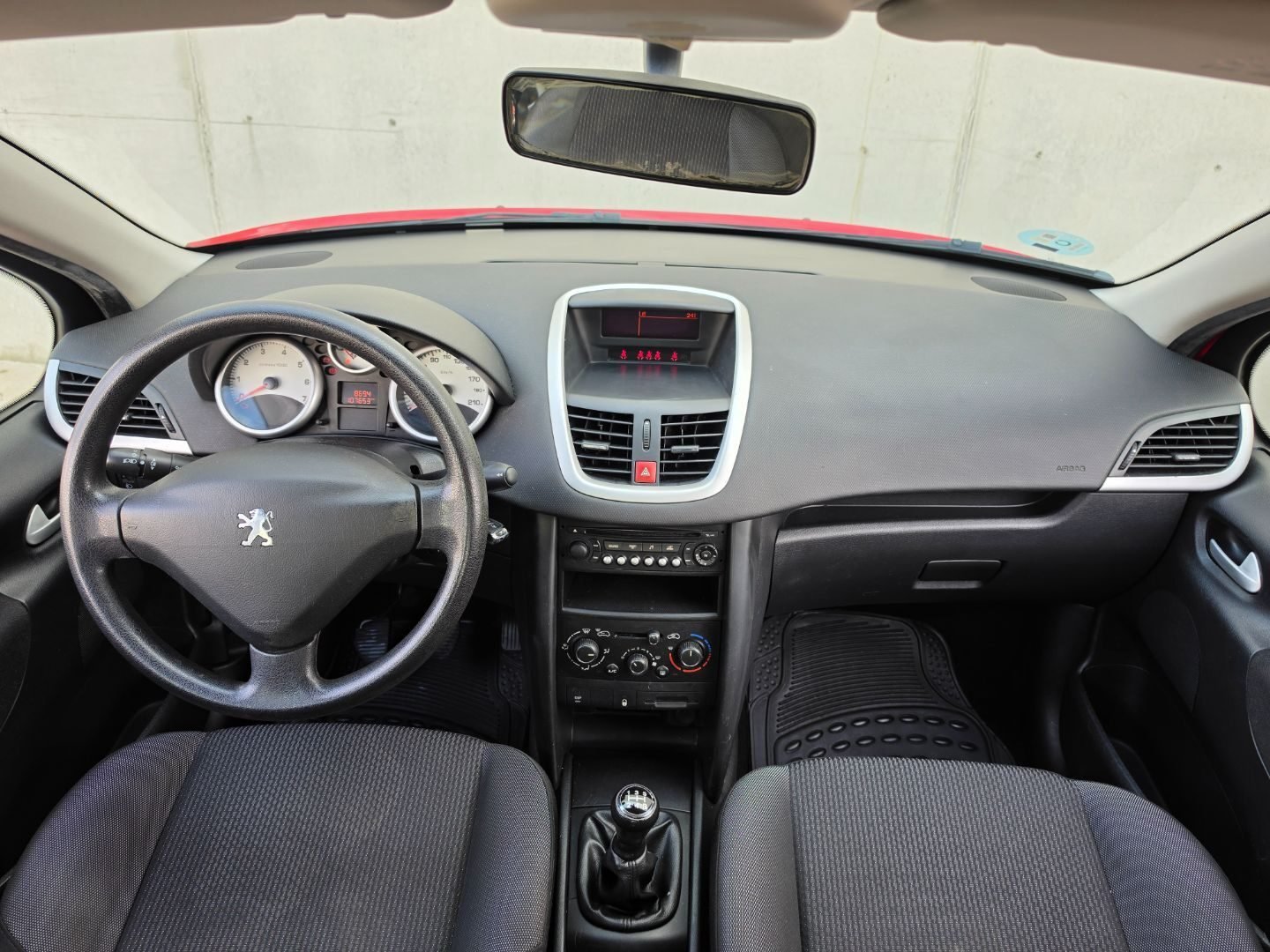 PEUGEOT 207 1.4 COMFORT