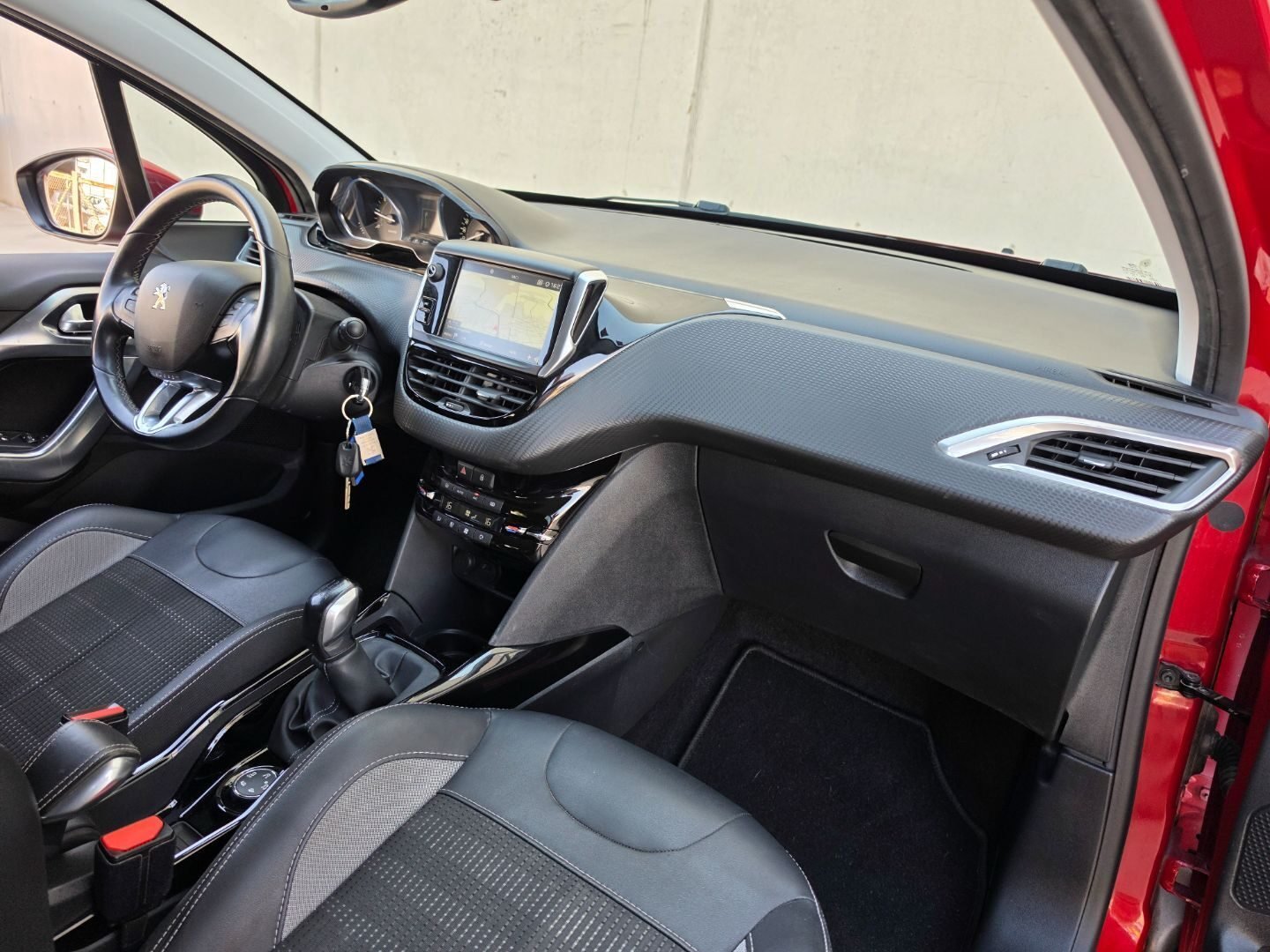 PEUGEOT 2008 1.5 HDI ALLURE