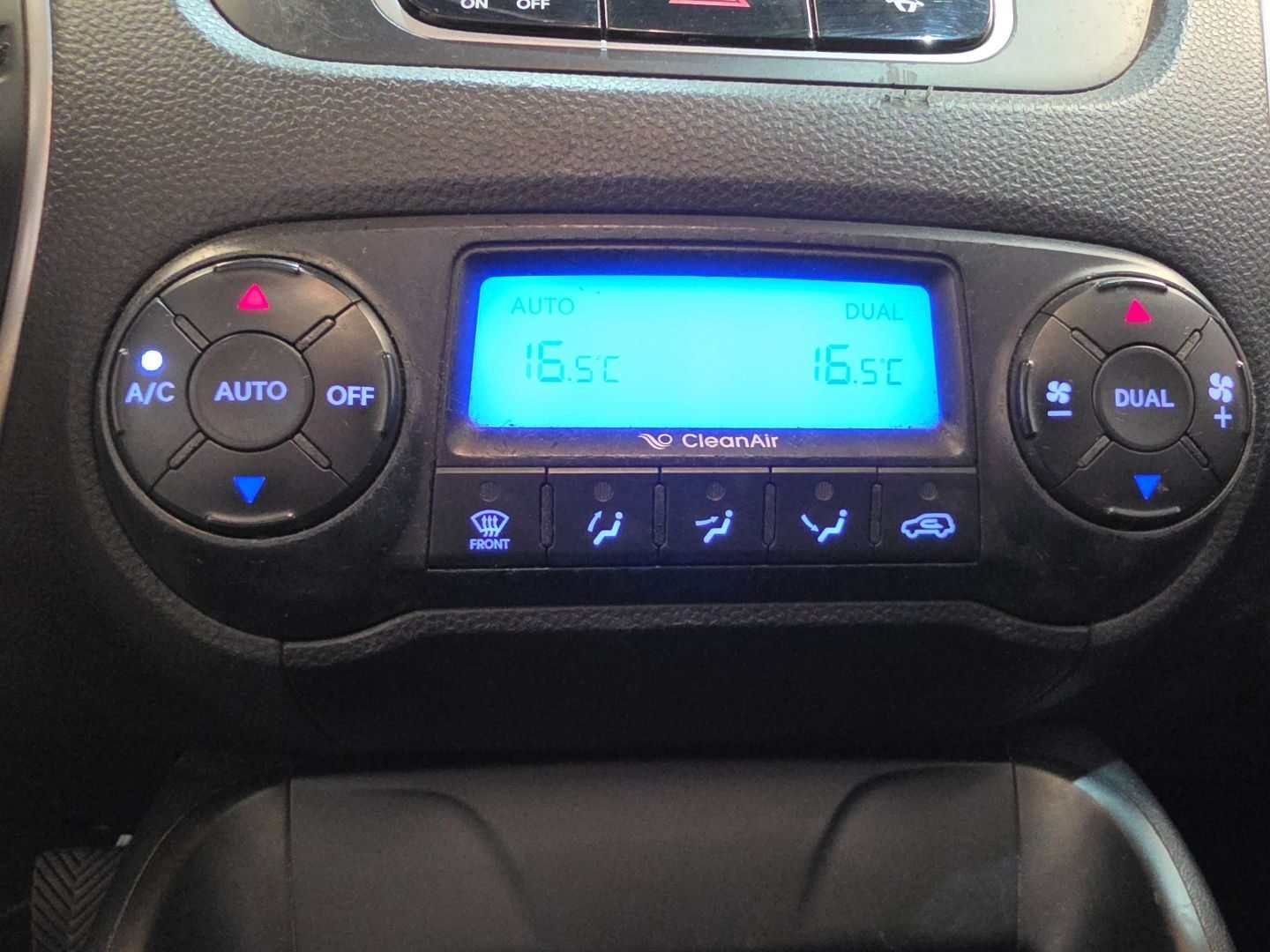 HYUNDAI IX35 1.7 CRDI COMFORT SKY