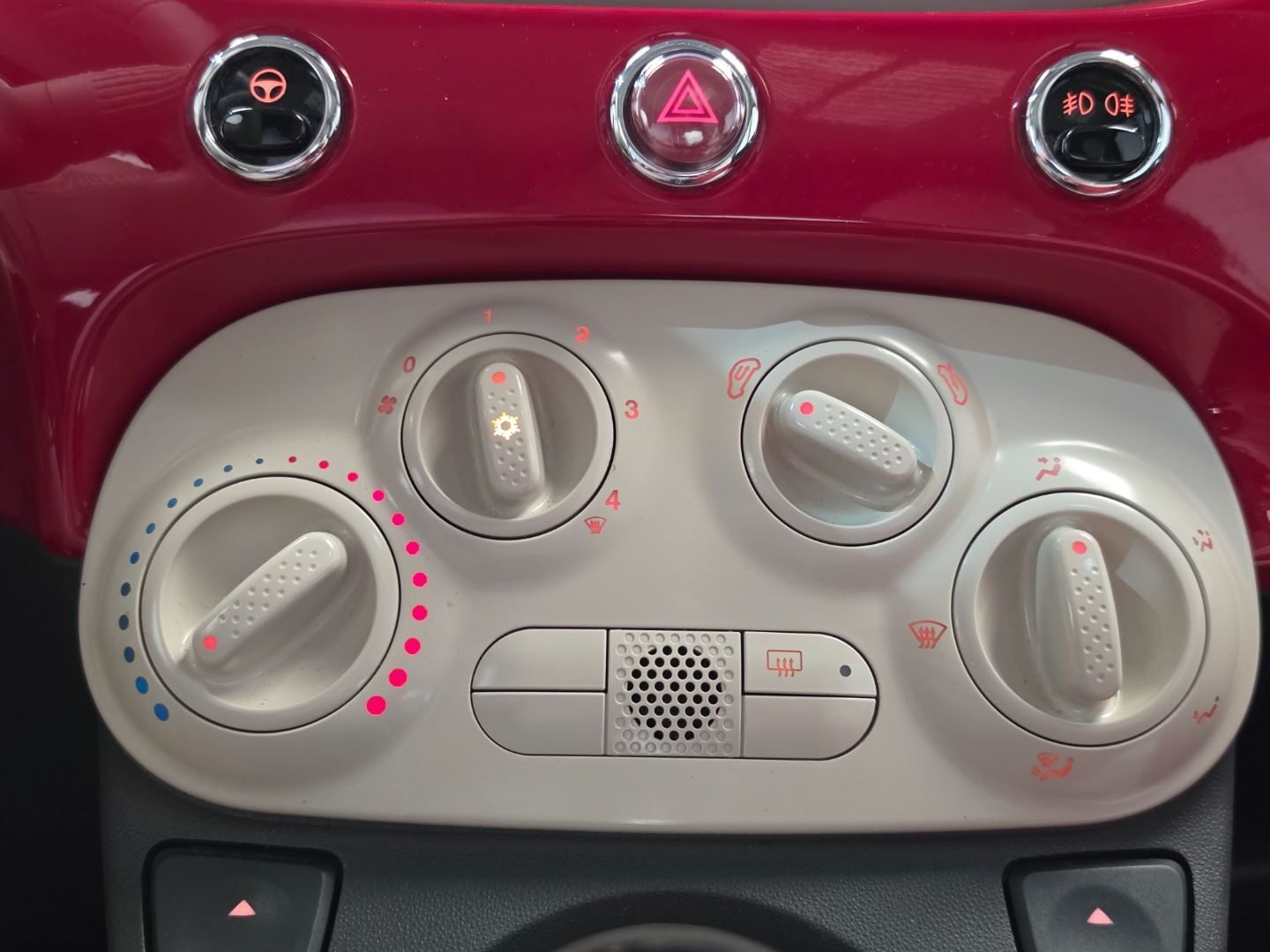 FIAT 500 1.2 LOUNGE