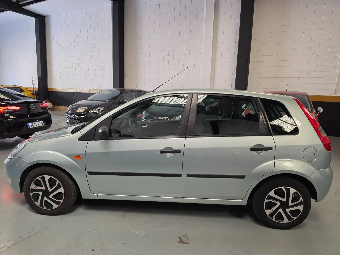 FORD FIESTA 1.4 TREND