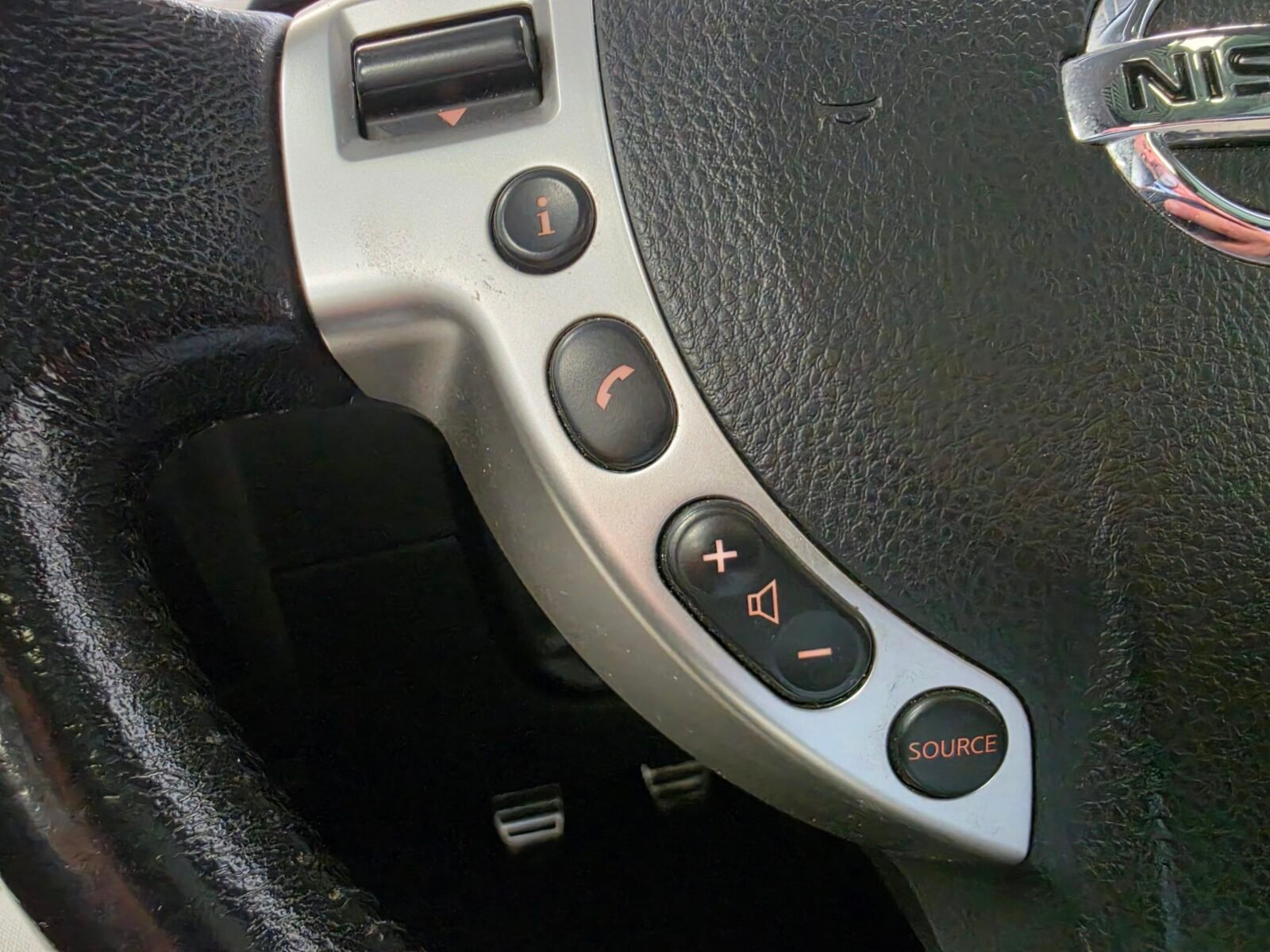 NISSAN QASHQAI 2.0 DCI TEKNA