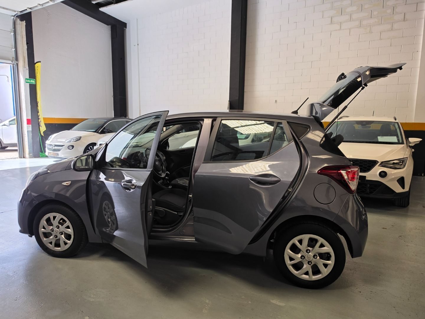 HYUNDAI i10 1.0 KLASS