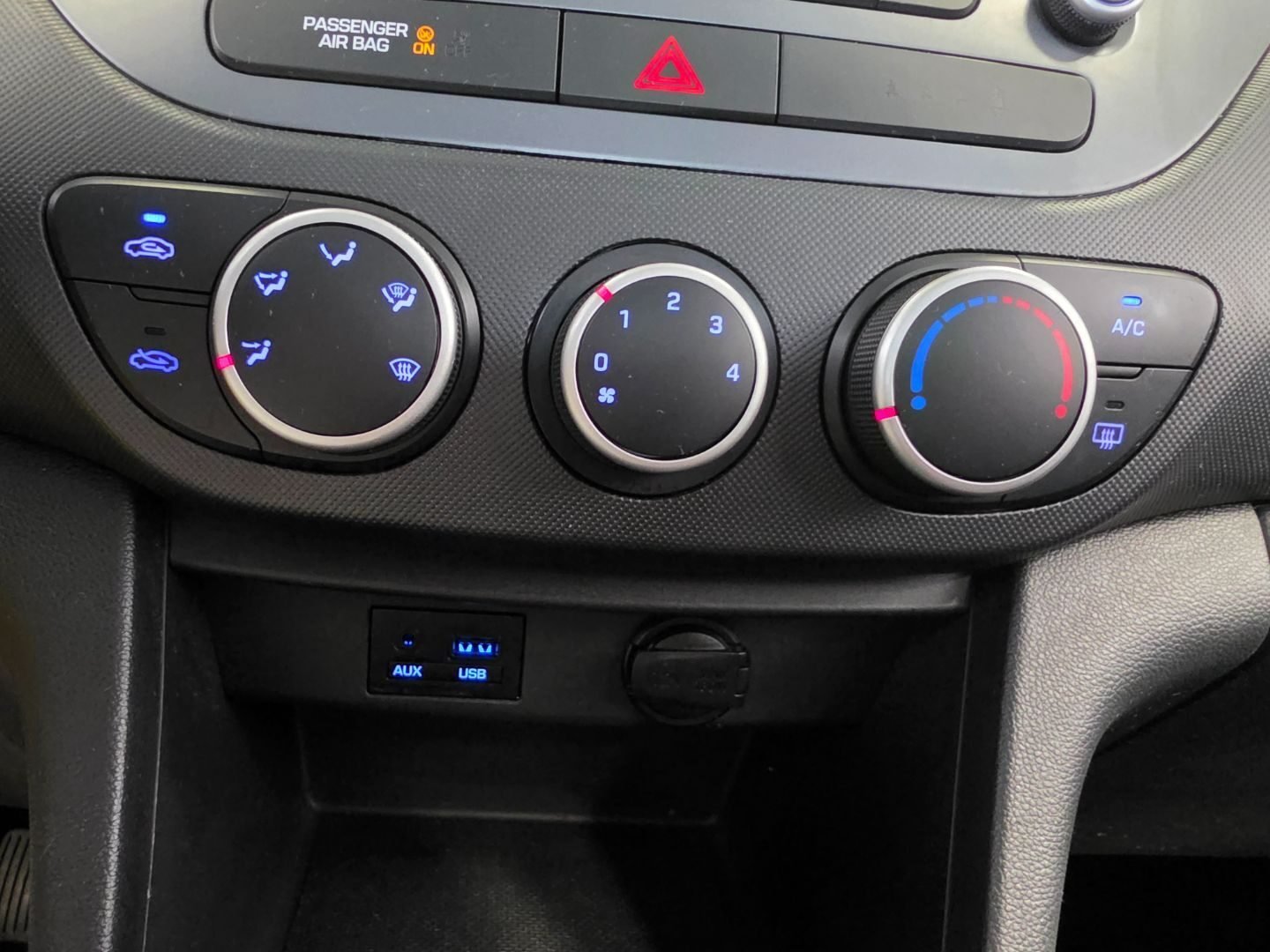 HYUNDAI i10 1.0 KLASS