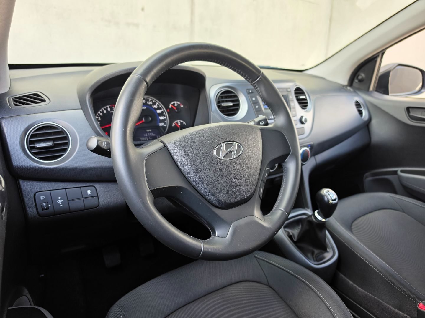 HYUNDAI i10 1.0 KLASS