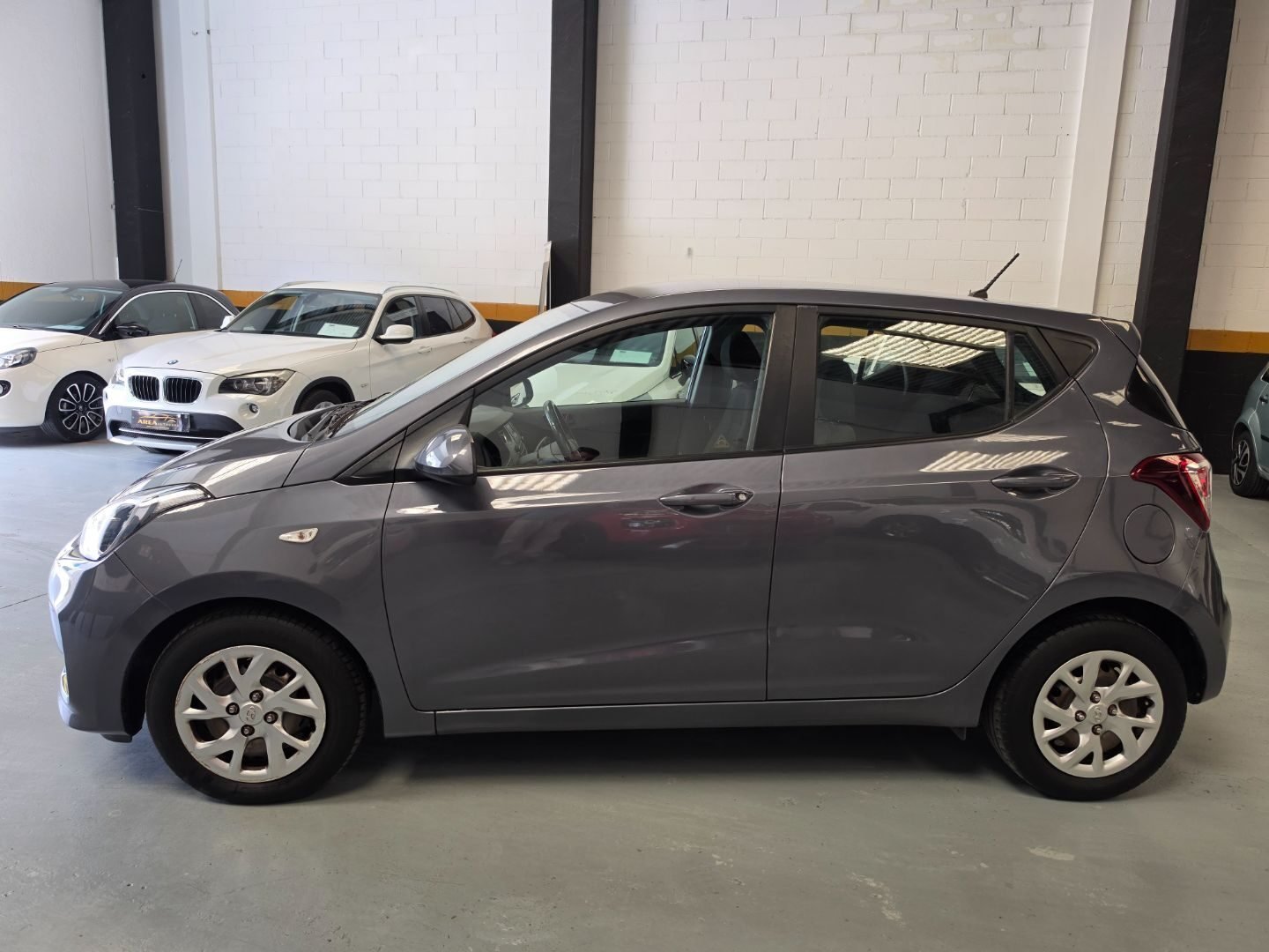 HYUNDAI i10 1.0 KLASS