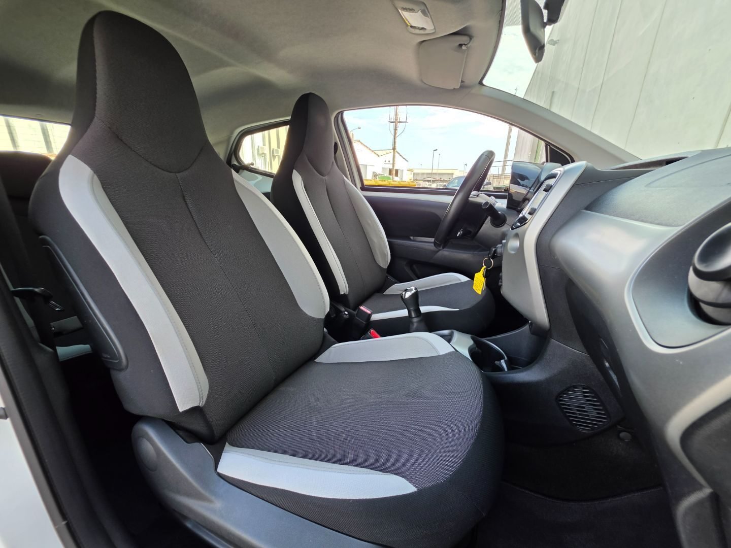 TOYOTA AYGO 1.0 X-PLAY