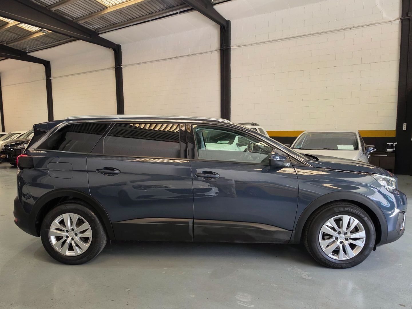 PEUGEOT 5008 1.6L HDI ACTIVE