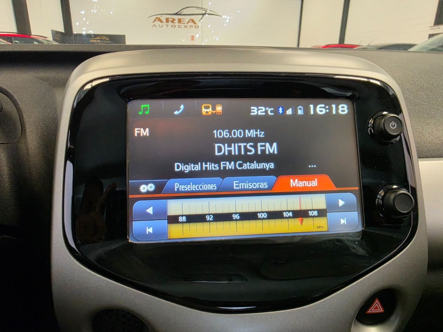 TOYOTA AYGO 1.0 X-PLAY