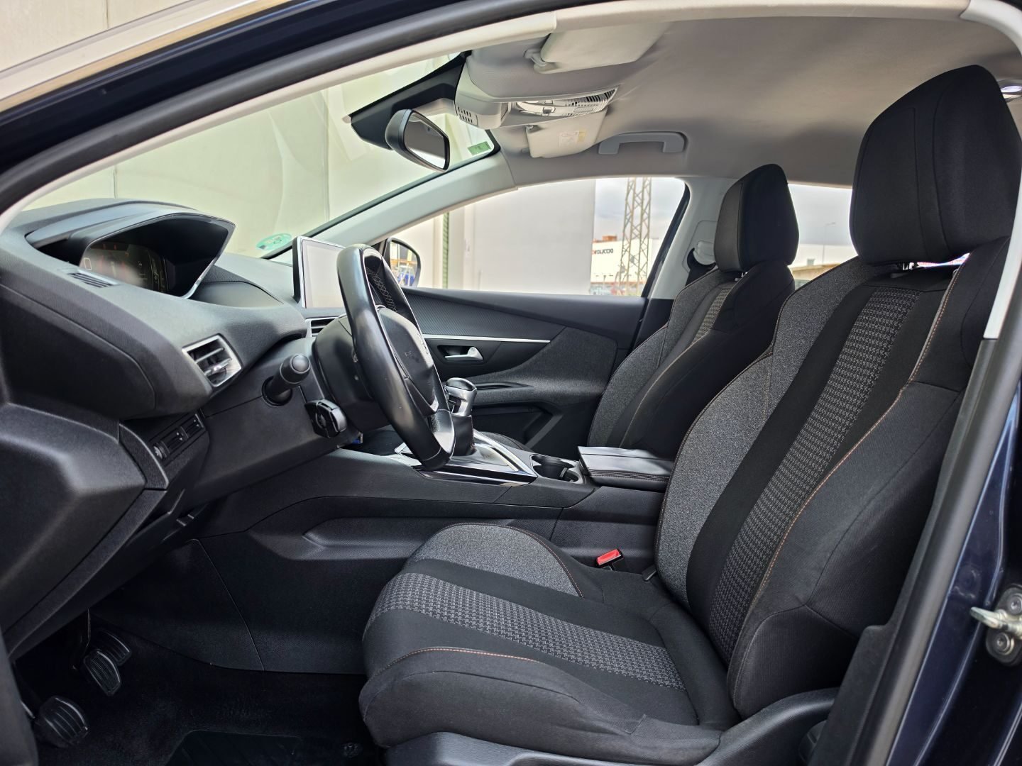 PEUGEOT 5008 1.6L HDI ACTIVE