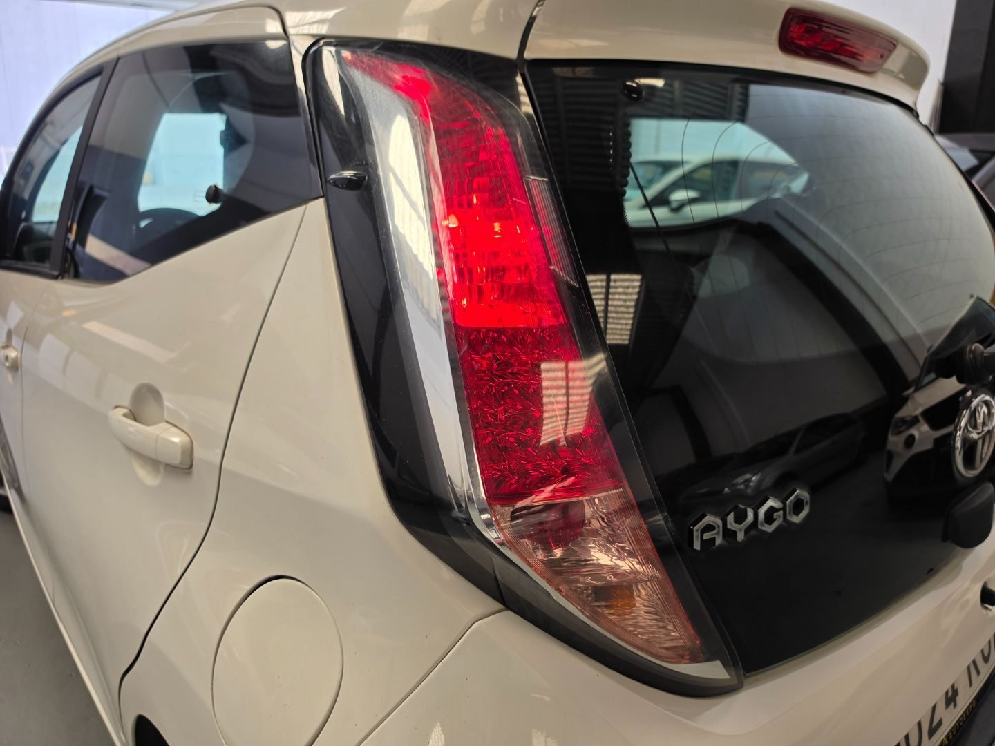 TOYOTA AYGO 1.0 X-PLAY