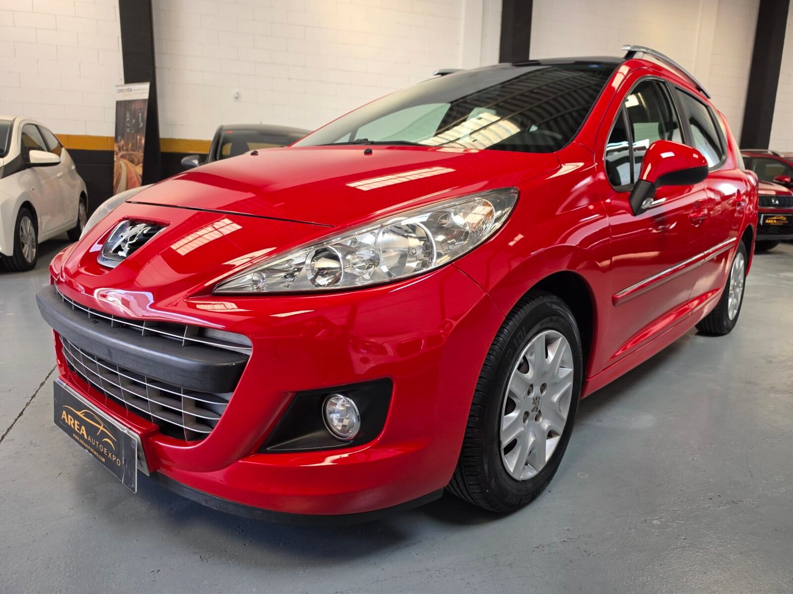 PEUGEOT 1.6 HDI ACTIVE
