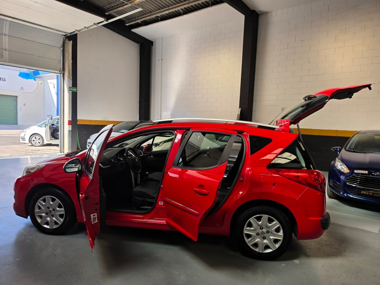 PEUGEOT 1.6 HDI ACTIVE