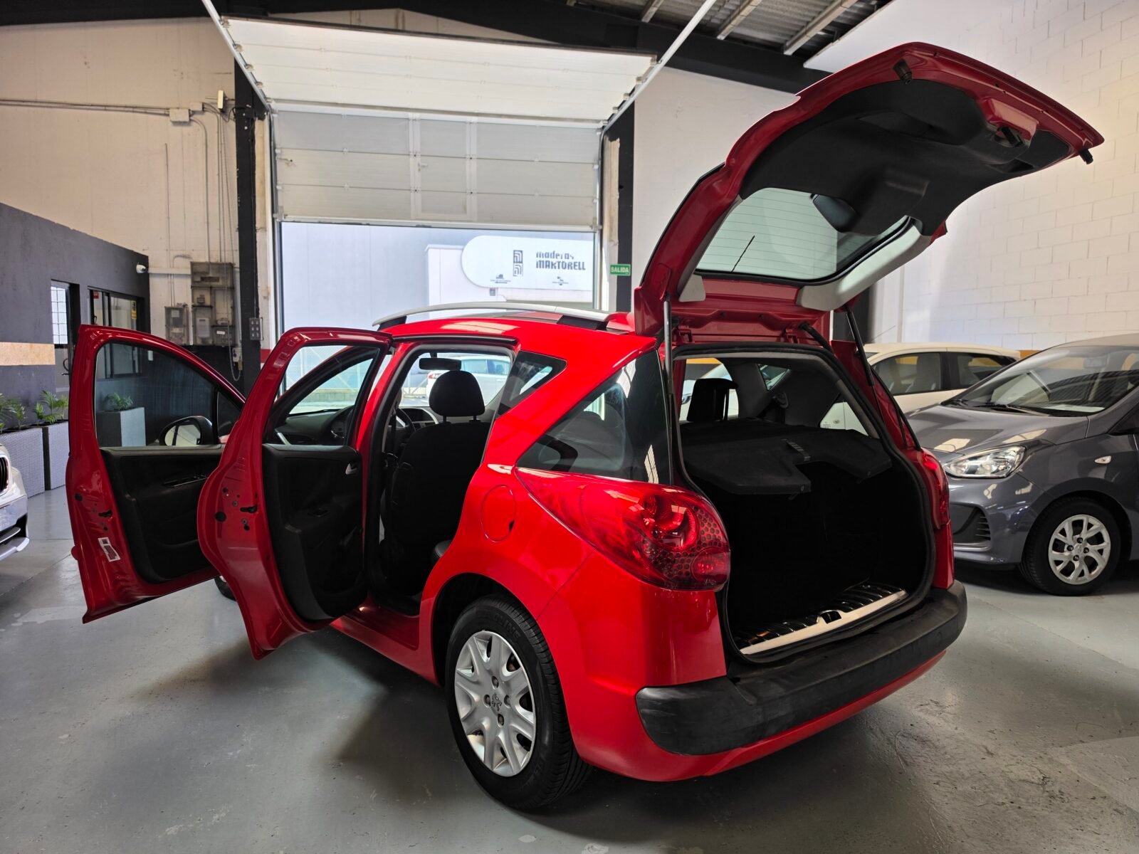 PEUGEOT 1.6 HDI ACTIVE
